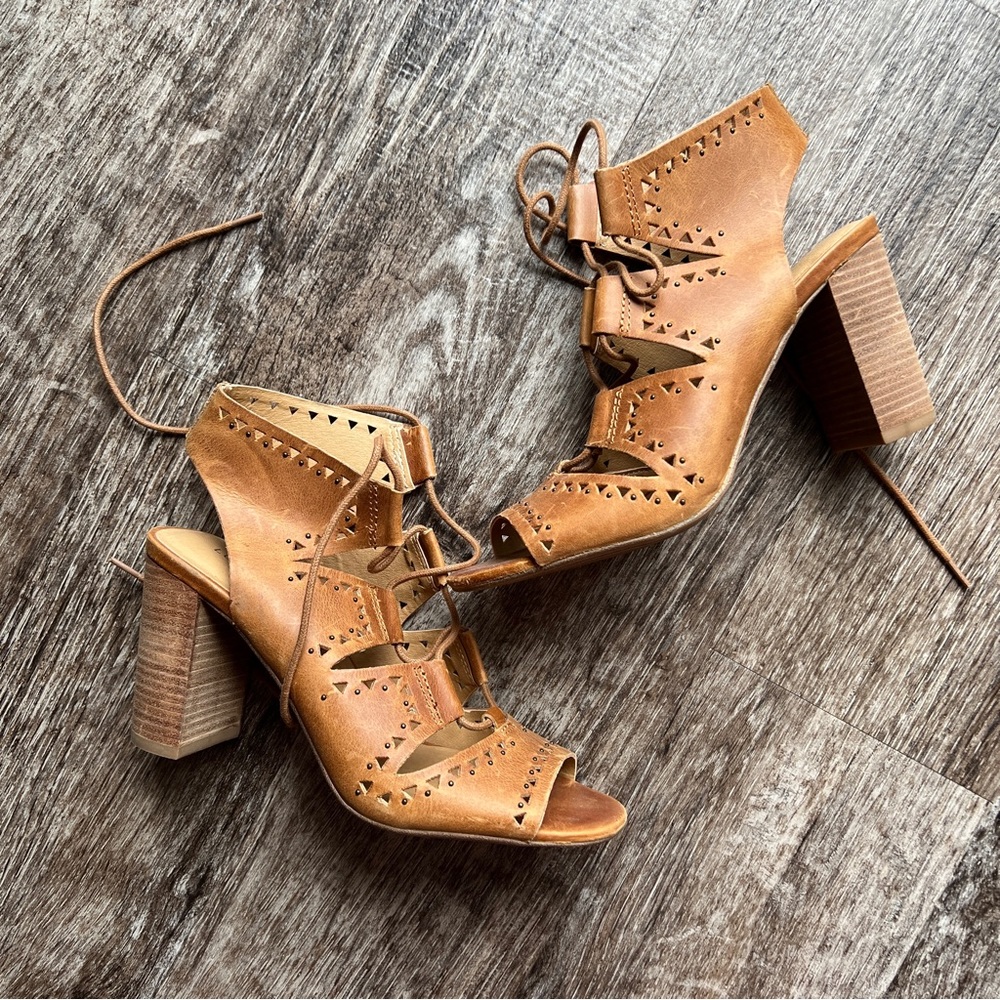 Lucky Brand Tafia Heel